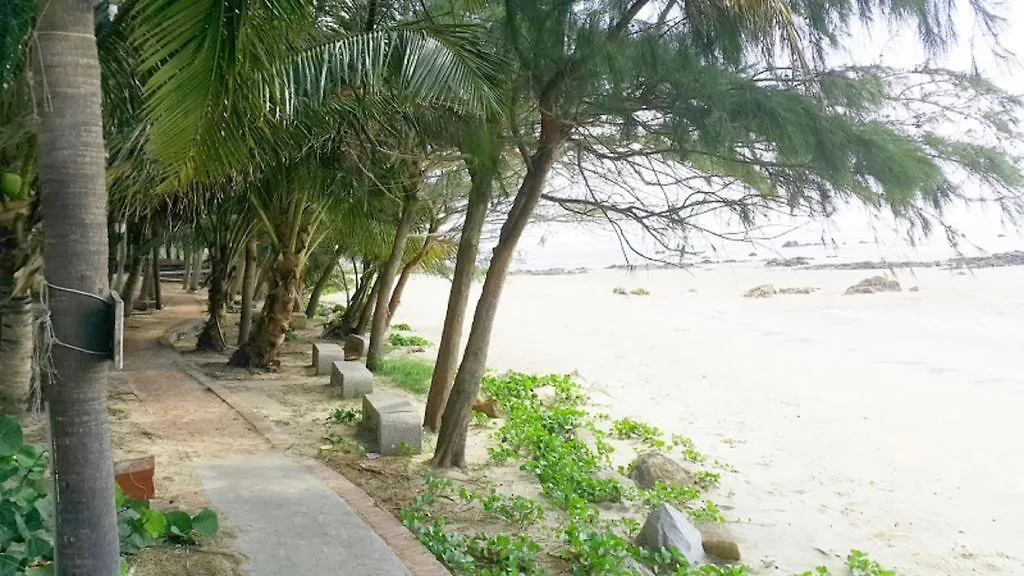 ****  Long Hai Beach Resort Vung Tau Vietnam