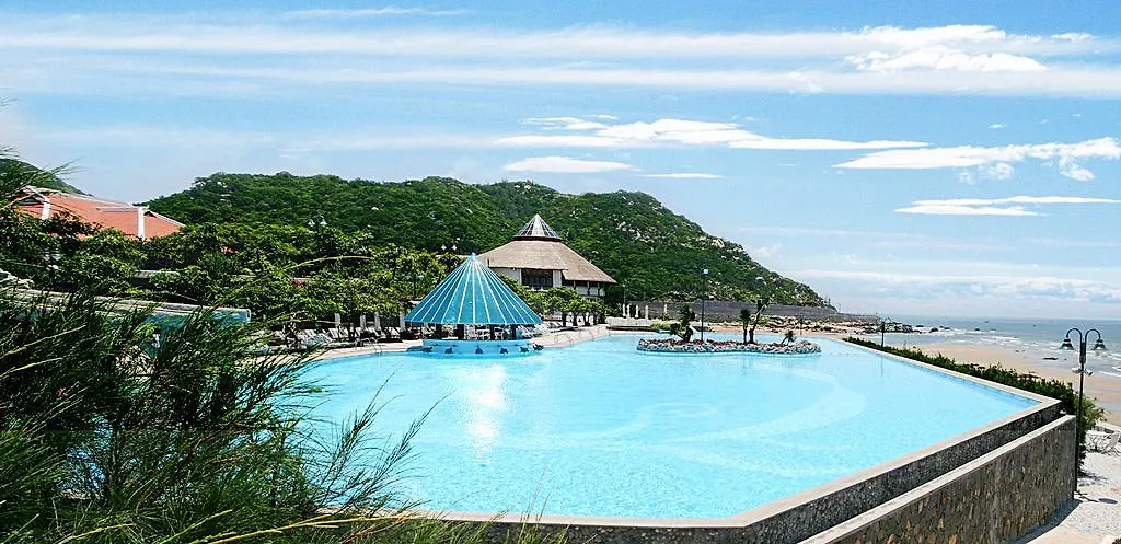 Long Hai Beach Resort Vung Tau 4*,