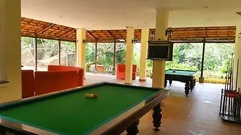Long Hai Beach Resort Vung Tau 4*,